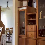 Evas House