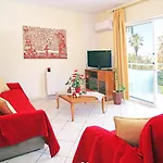Evas House Apartmán