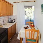 Evas House *